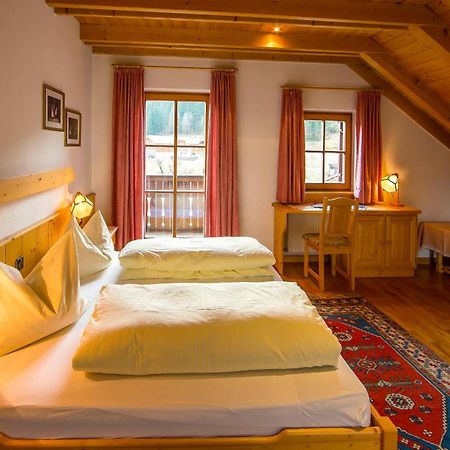 Gasthof Obermair Hotel Chienes Room photo