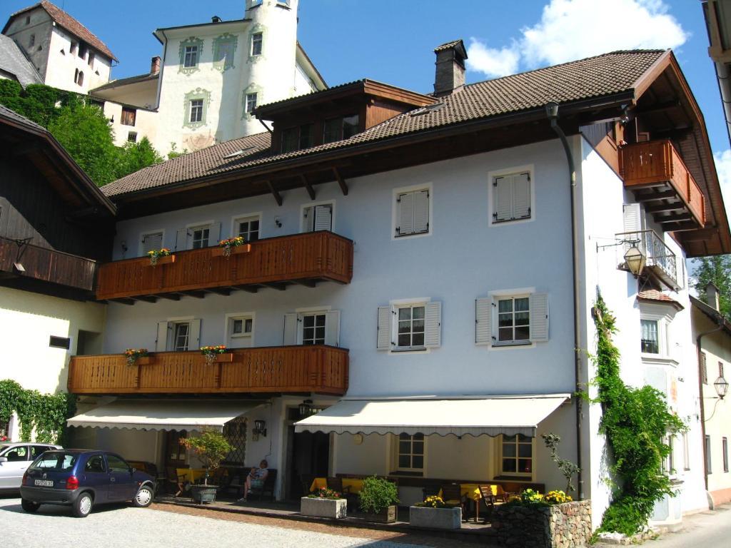 Gasthof Obermair Hotel Chienes Exterior photo